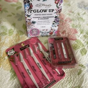 Ed Hardy Pink Glow Up Kit